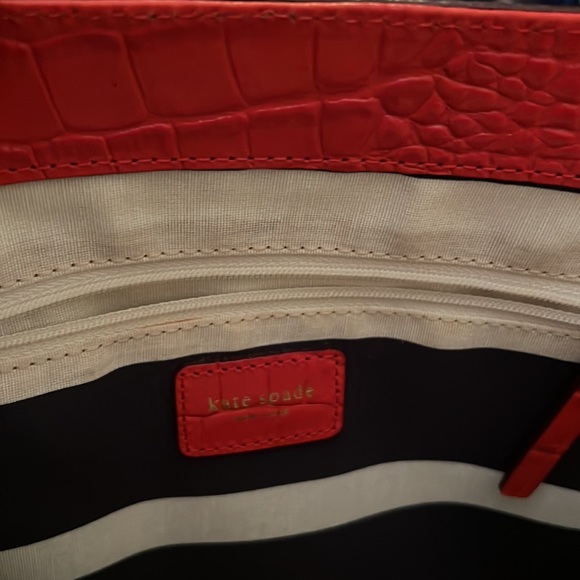 Red Kate Spade Pebbled Leather Satchel Handbag - Picture 7 of 14